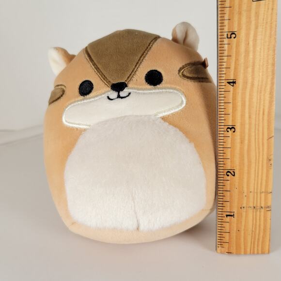 Squishmallows Chip Beaver Plush 5" Brown White Belly Kellytoy Jazwares Stuffie - Picture 2 of 12
